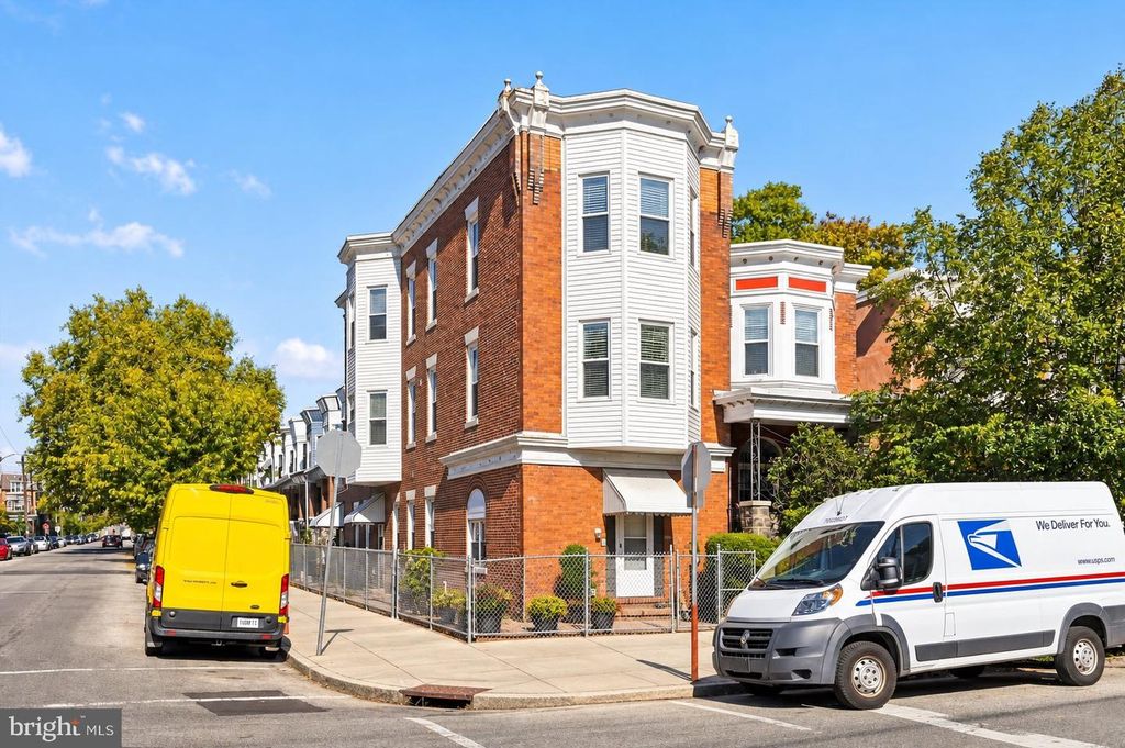 4931 WARRINGTON AVE, PHILADELPHIA, PA 19143 — exterior