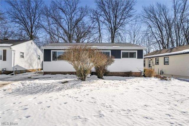 6871 Franke Road, Middleburg Heights, OH 44130