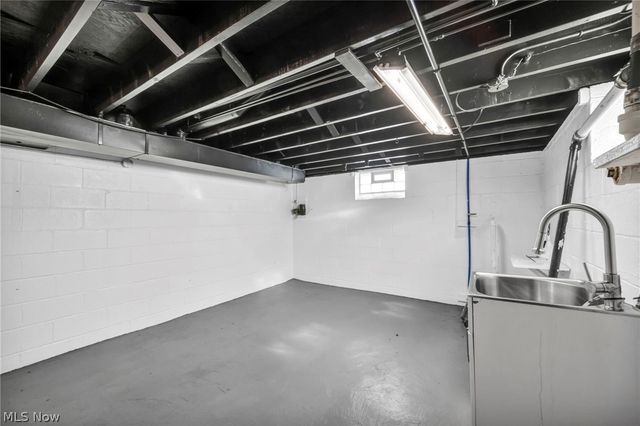 6871 Franke Road, Middleburg Heights, OH 44130