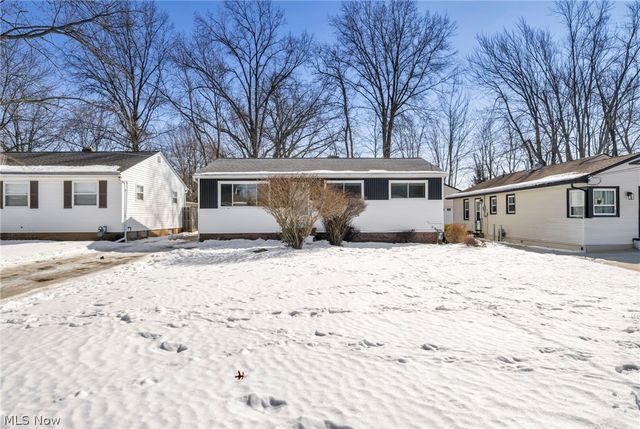 6871 Franke Road, Middleburg Heights, OH 44130