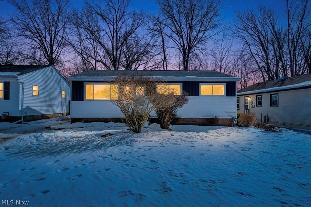 6871 Franke Road, Middleburg Heights, OH 44130