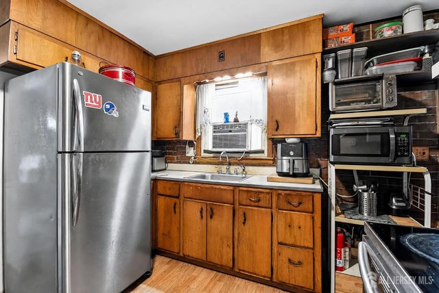 43 Northside Avenue, South River, NJ 08882