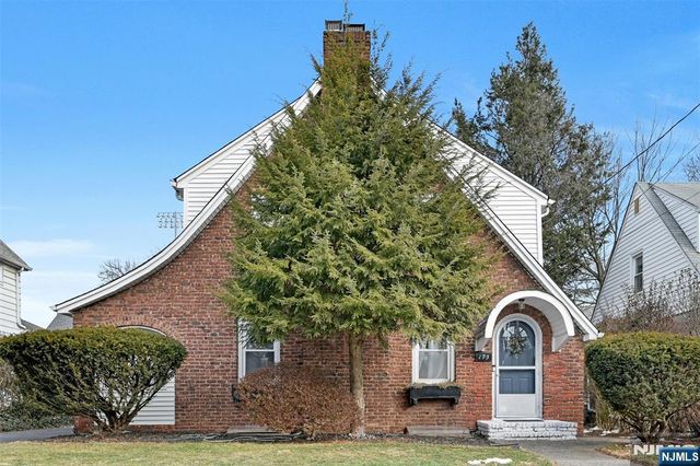 173 Grayson Place, Teaneck, NJ 07666