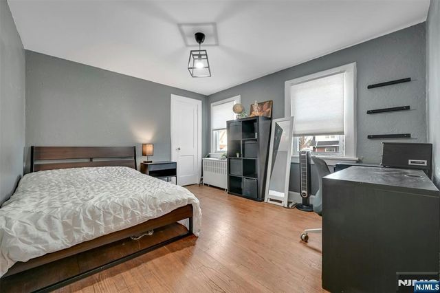 173 Grayson Place, Teaneck, NJ 07666