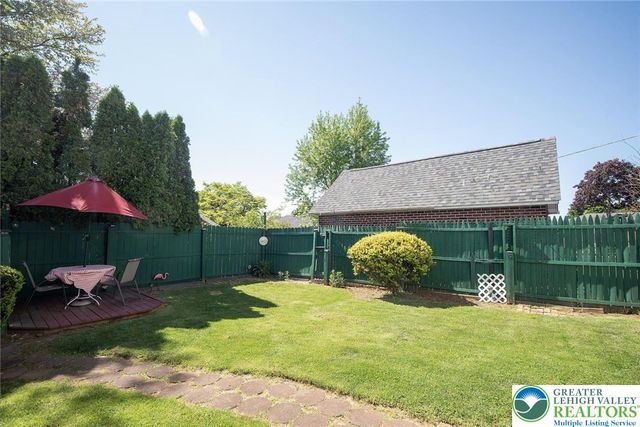 2135 Lafayette Avenue, Bethlehem City, PA 18017
