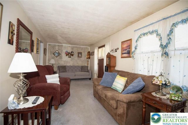 2135 Lafayette Avenue, Bethlehem City, PA 18017