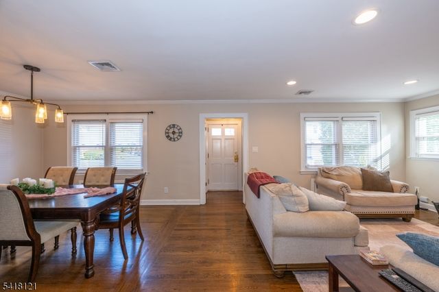 35 Hastings Ave, Nutley Twp., NJ 07110