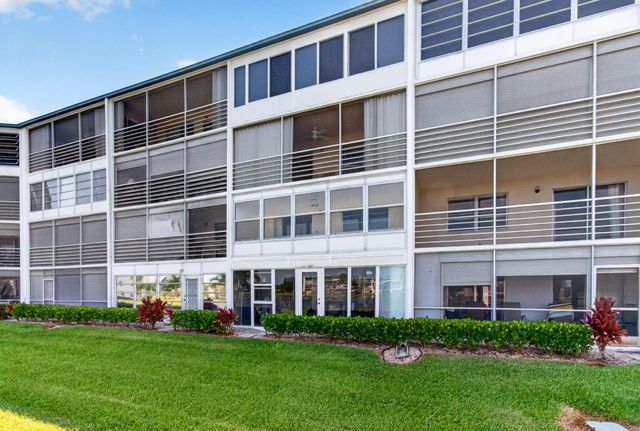 2027 Exeter B, Boca Raton, FL 33434