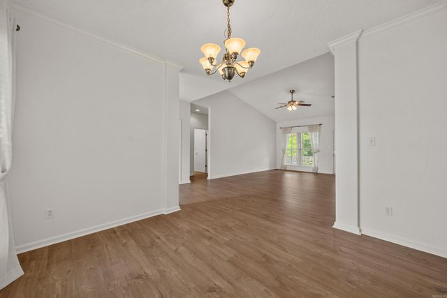 600 Pakis St Apt 21, Hot Springs, AR 71913