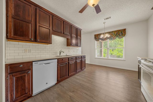 600 Pakis St Apt 21, Hot Springs, AR 71913