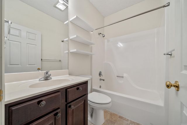 600 Pakis St Apt 21, Hot Springs, AR 71913