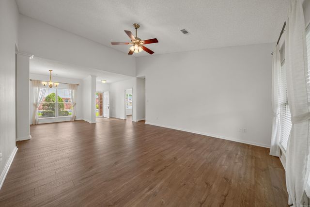 600 Pakis St Apt 21, Hot Springs, AR 71913