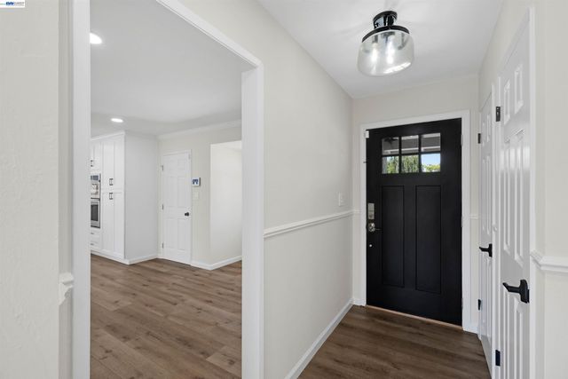 5230 Sabin Ave, Fremont, CA 94536