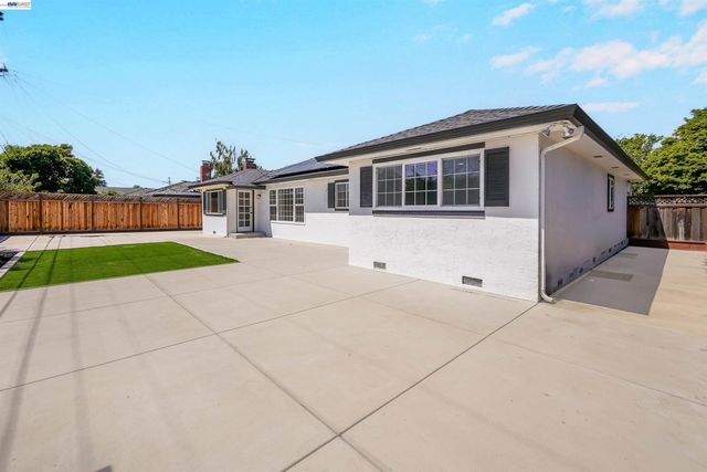 5230 Sabin Ave, Fremont, CA 94536