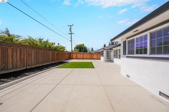 5230 Sabin Ave, Fremont, CA 94536