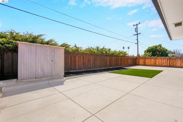 5230 Sabin Ave, Fremont, CA 94536