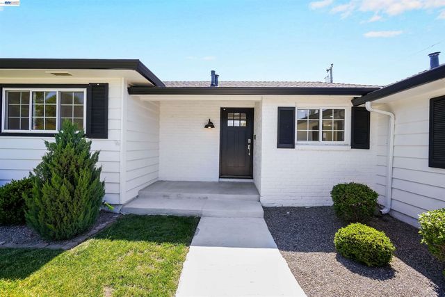 5230 Sabin Ave, Fremont, CA 94536