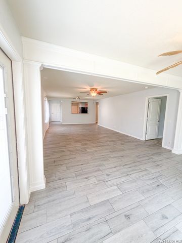 4907 Sky Oaks, San Antonio, TX 78253