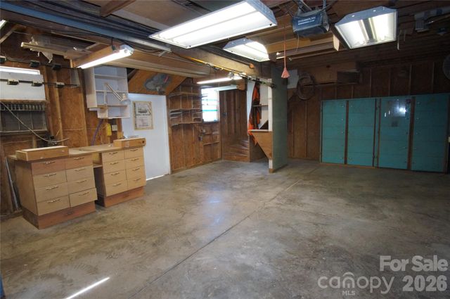 615 Hillcrest Street, Charlotte, NC 28206