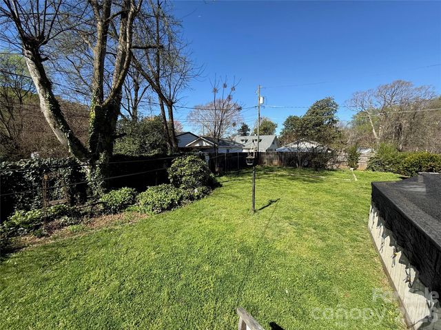 615 Hillcrest Street, Charlotte, NC 28206