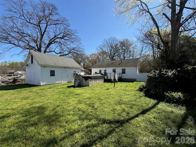 615 Hillcrest Street, Charlotte, NC 28206