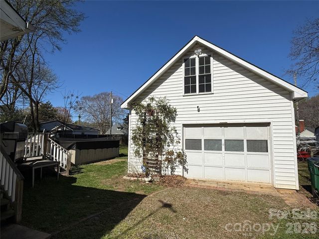 615 Hillcrest Street, Charlotte, NC 28206