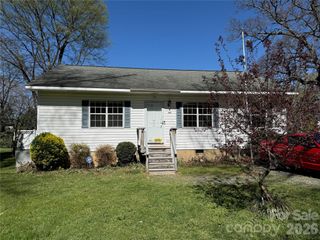 615 Hillcrest Street, Charlotte, NC 28206