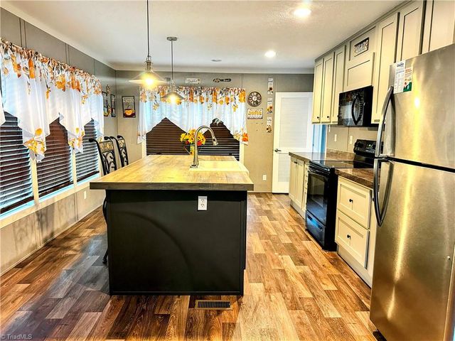 106 Ring Creek Road, Mount Airy, NC 27030