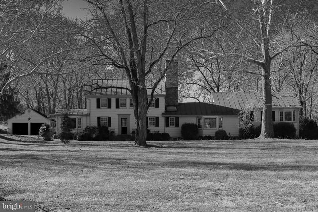 6517 KABLETOWN RD, Charles Town, WV 25414