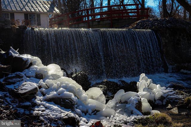 6517 KABLETOWN RD, Charles Town, WV 25414