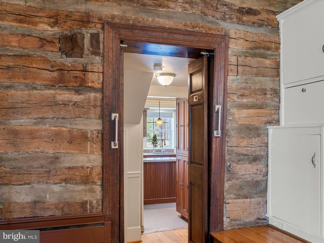 6517 KABLETOWN RD, Charles Town, WV 25414