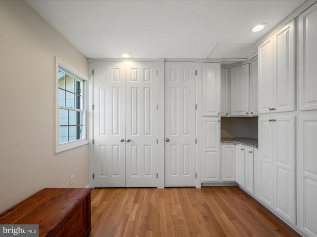 6517 KABLETOWN RD, Charles Town, WV 25414