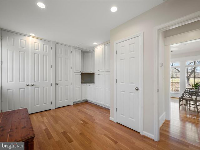 6517 KABLETOWN RD, Charles Town, WV 25414