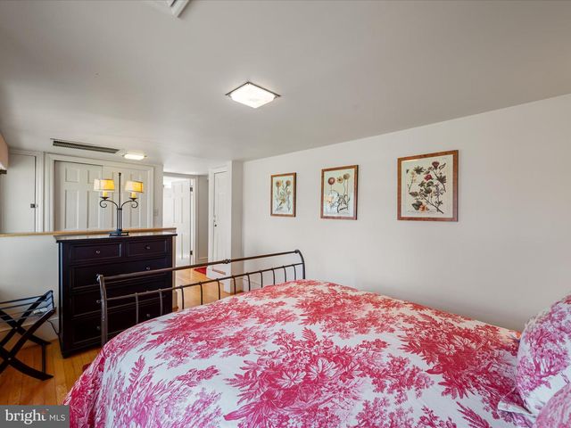 6517 KABLETOWN RD, Charles Town, WV 25414