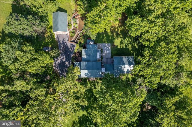 6517 KABLETOWN RD, Charles Town, WV 25414