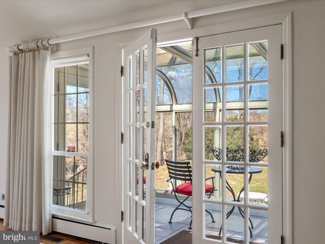 6517 KABLETOWN RD, Charles Town, WV 25414