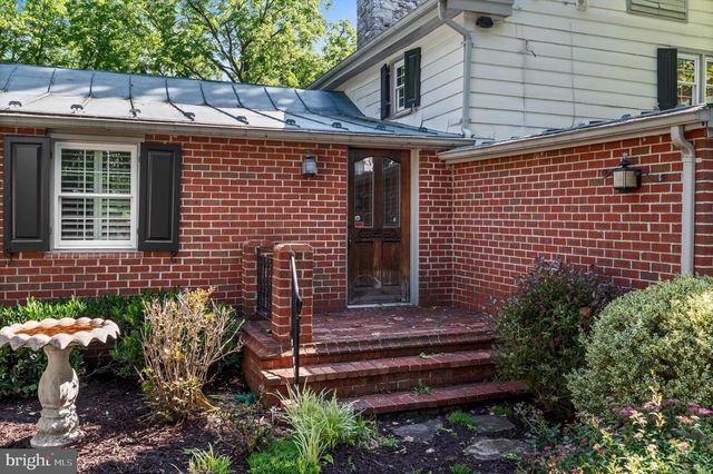 6517 KABLETOWN RD, Charles Town, WV 25414