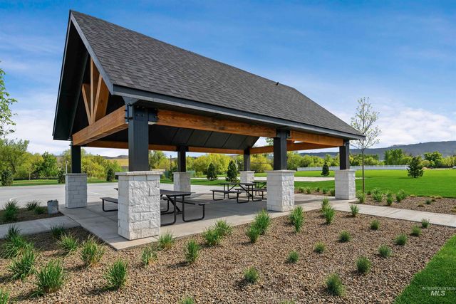 9351 W Sooty Grouse Ct, Boise, ID 83714