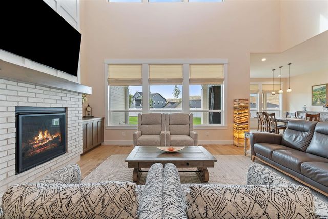 9351 W Sooty Grouse Ct, Boise, ID 83714