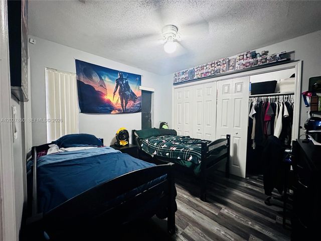 6631 NW 84th St, Tamarac, FL 33321