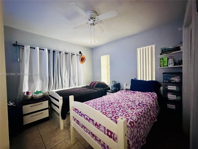 6631 NW 84th St, Tamarac, FL 33321