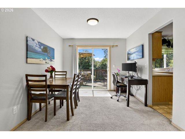 604 W SHERIDAN St, Newberg, OR 97132