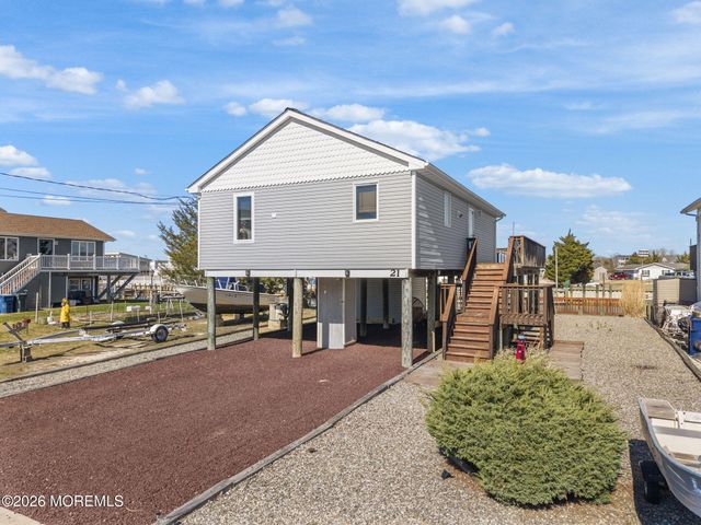 21 S Dayton Drive, Little Egg Harbor, NJ 08087