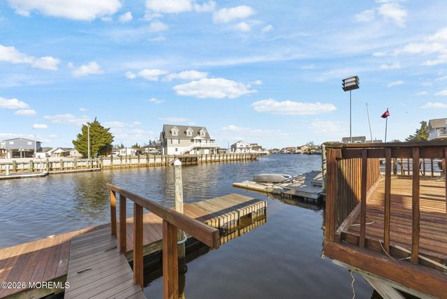 21 S Dayton Drive, Little Egg Harbor, NJ 08087