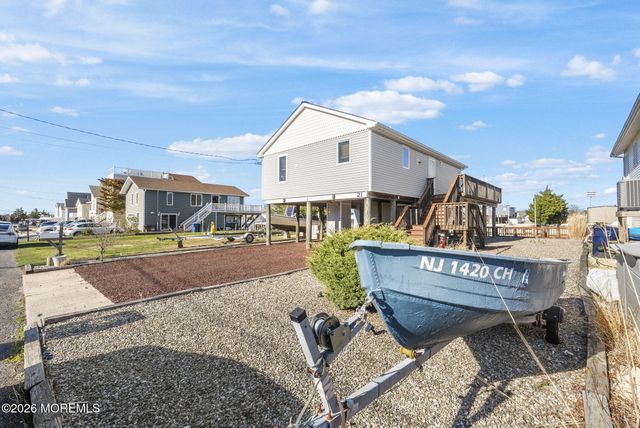 21 S Dayton Drive, Little Egg Harbor, NJ 08087