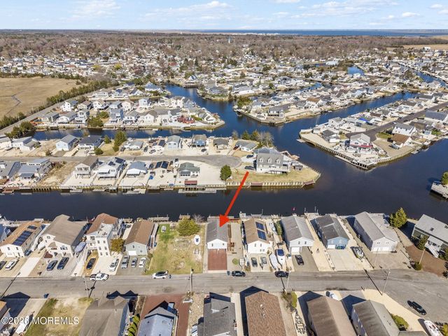 21 S Dayton Drive, Little Egg Harbor, NJ 08087