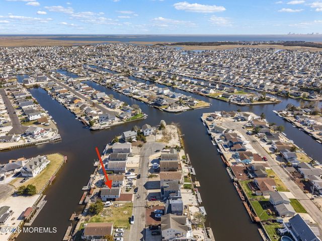 21 S Dayton Drive, Little Egg Harbor, NJ 08087