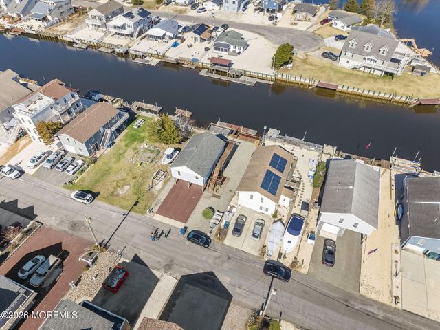 21 S Dayton Drive, Little Egg Harbor, NJ 08087