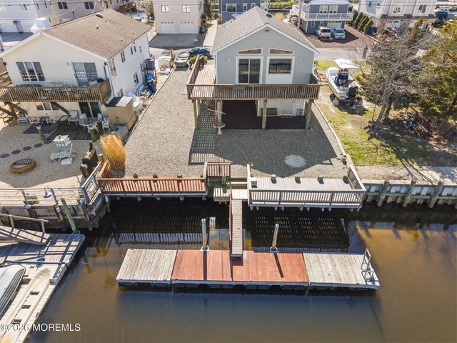 21 S Dayton Drive, Little Egg Harbor, NJ 08087