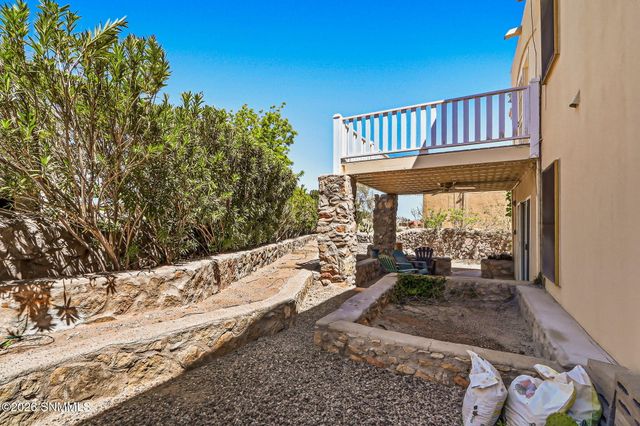 6752 Camino Blanco, Las Cruces, NM 88007